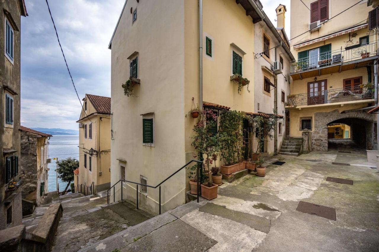 Studio Apartment Kos**** Opatija Eksteriør billede